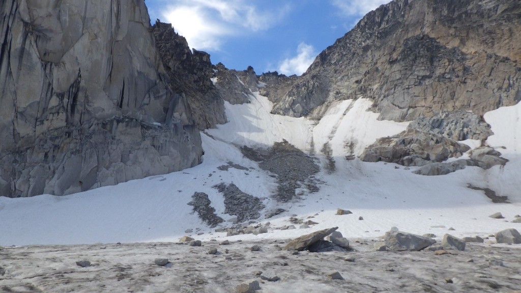 The Snowpatch-Bugaboo Col on August 21, 2016. Not ideal conditions. Photo by: Cora Skaien.