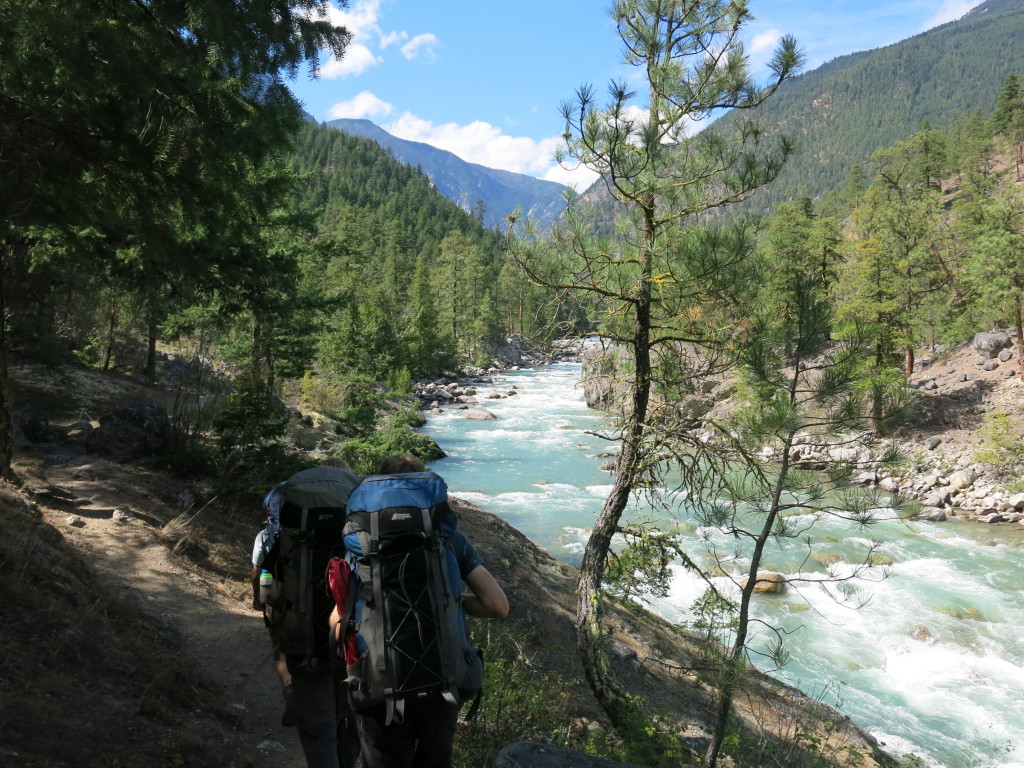Start of the hike along Stein river 