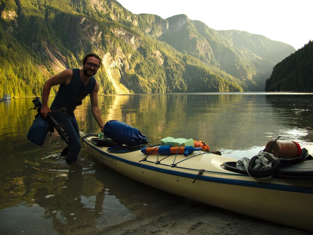 Stuart lands at the head of Princess Louisa Inlet, switching back to Alpine Mode (Photo: S. Rasmussen)