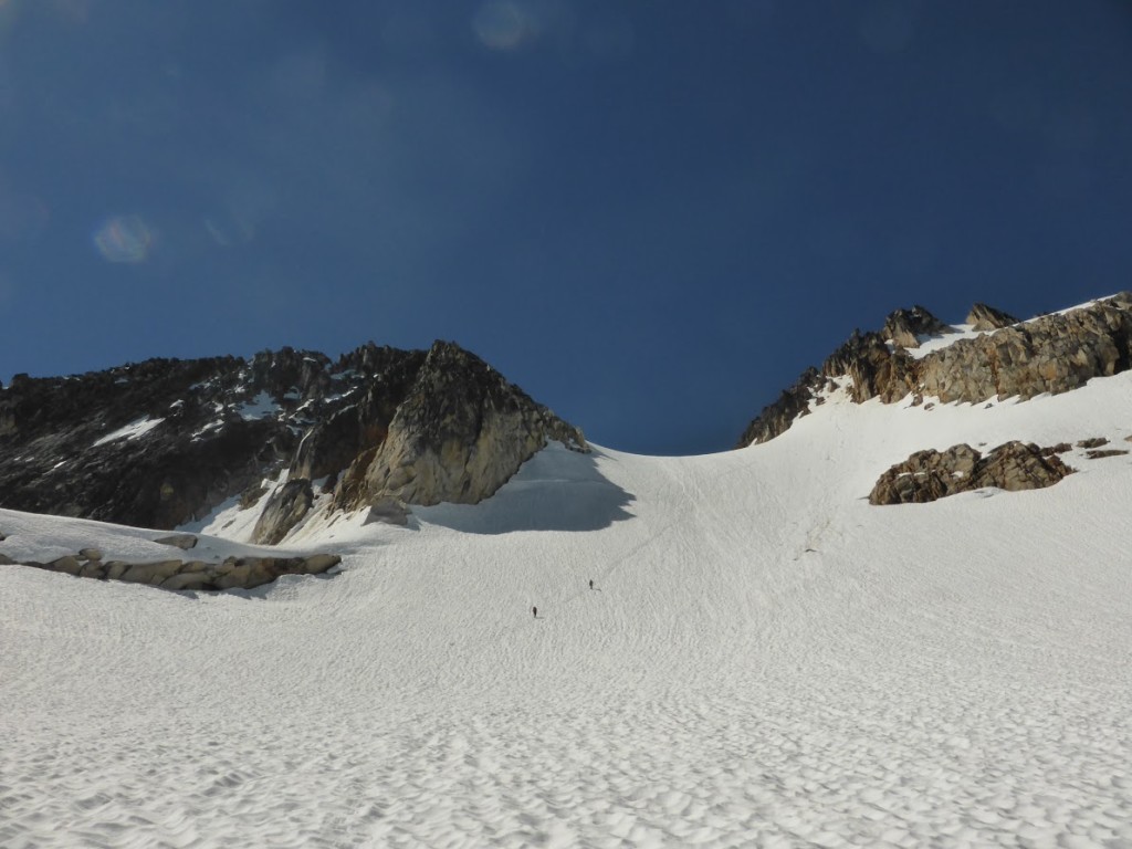 A team of two, making their way up the glacier. Photo by Dmitri Oguz.