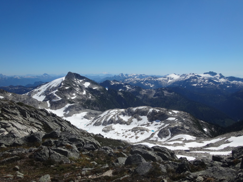 Our intended route along the ridge from Pinecone Peak; instead, we descended right, to Novembre Lake