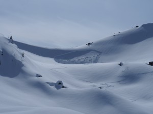 Avalanche triggered by Lina and Nick. Photo: Verena Engel