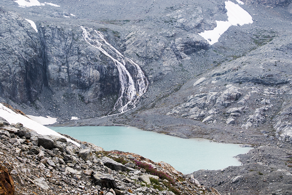 A glimpse of the highest lake in the area, at the base of Train Glacier