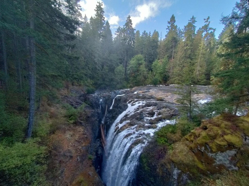 Englishman River Fall (Photo by Fernando)