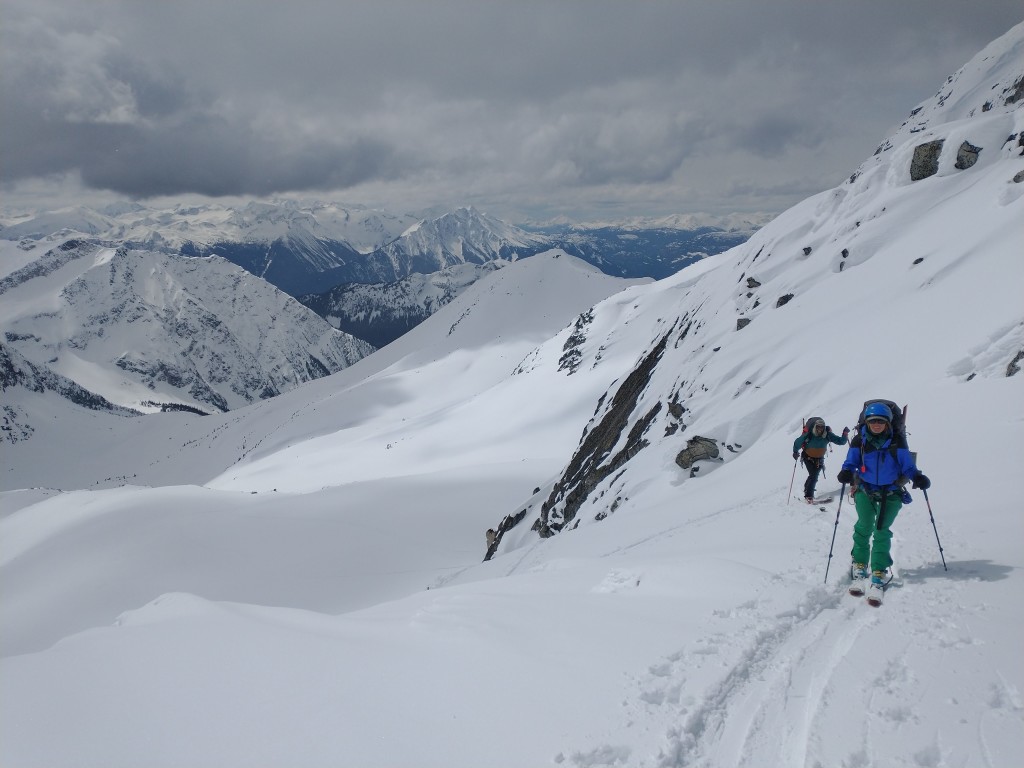 Skinning up to the Olds Oleg col