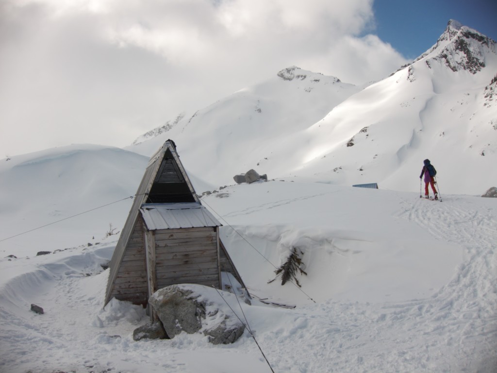 Place Glaciology Huts (photo by Alberto)