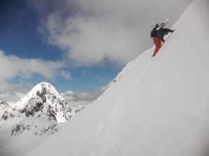 Boot pack to Cirque sub-peak (photo by Alberto)