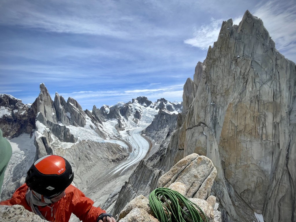 Peering over into the Torre Valley, Saint-Exupéry towering to the right.
