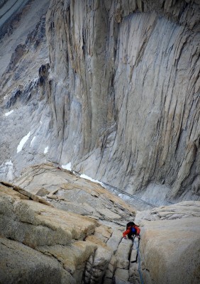 Deep gulley broods behind. NB Photo.