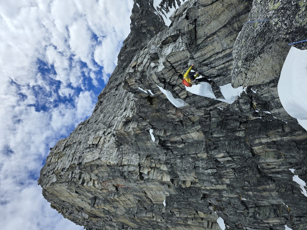 Exiting the Promenade Ledge