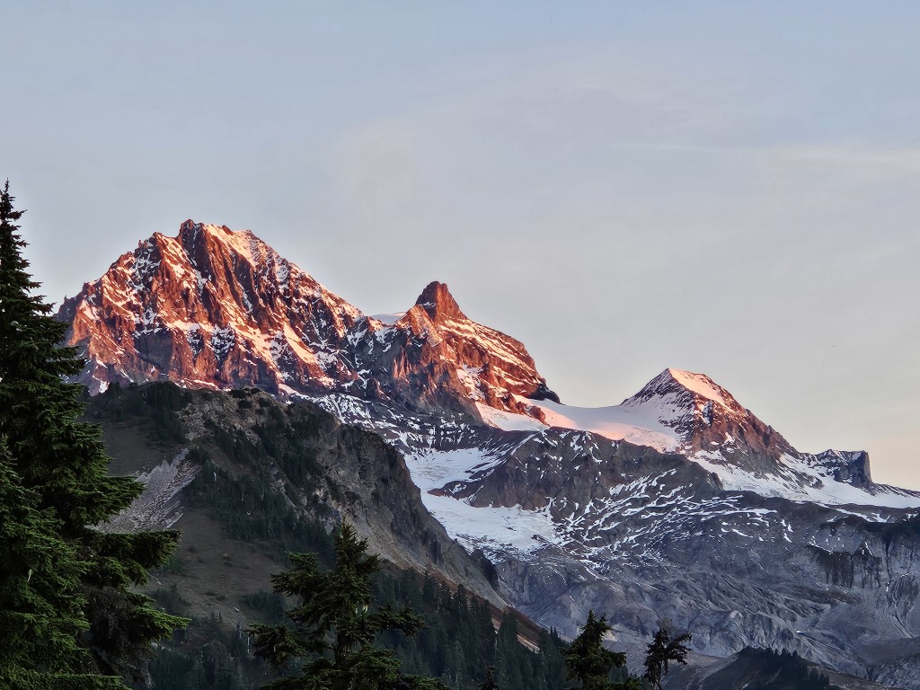 Dawn hits Garibaldi