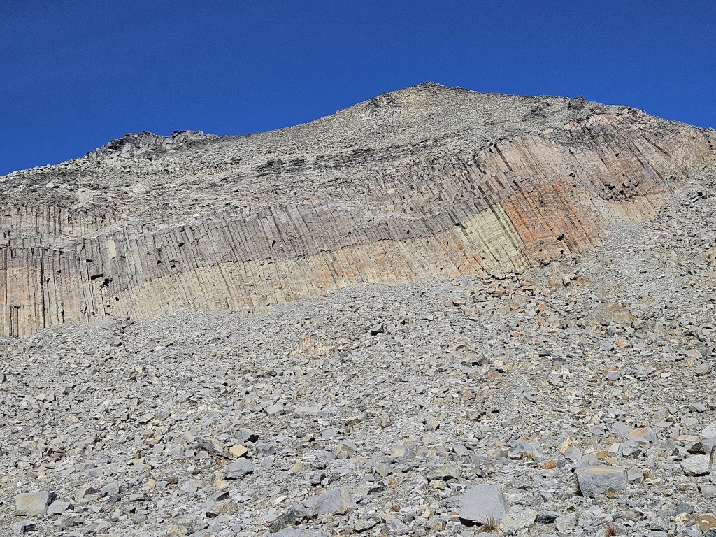 Columns on Glacier Pikes