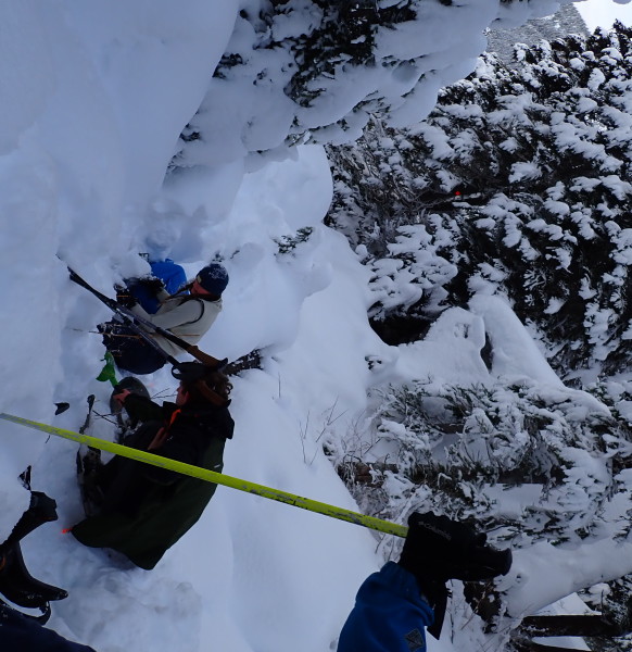 The first group heads down using various creative techniques. PC: Juliane Bonnefoy