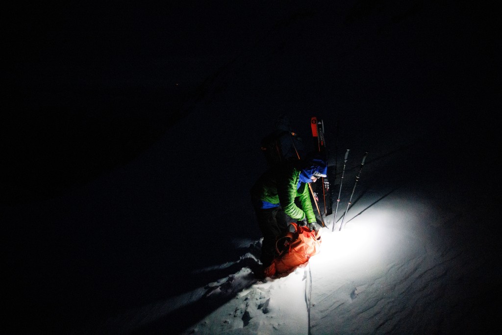 Into the night (Photo: Evan Wong)
